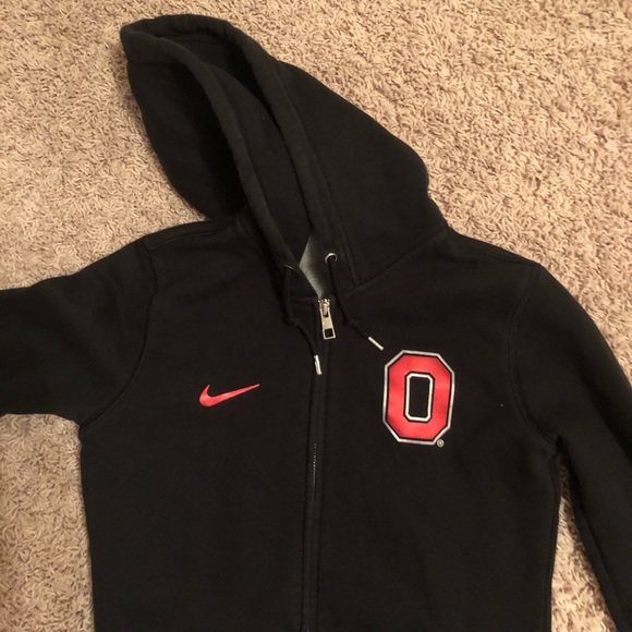 zip up jacket - Picture 3 of 3